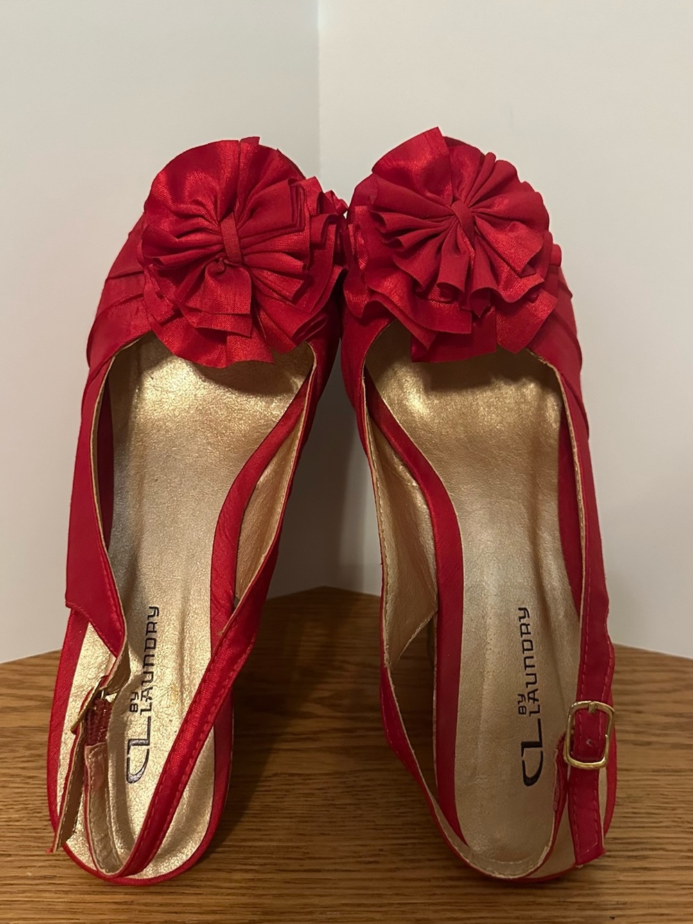 Women’s Size 9.5 CL by Laundry Red Satin Flower Slingback Wedge Heels